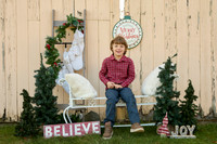 Krissy holiday photo mini session at Spencer Peirce Little Farm 11 25