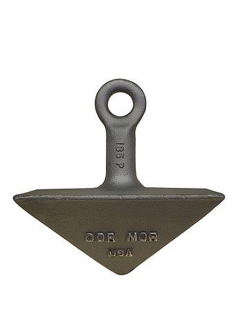 dormor 135 white background