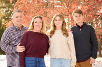 Stephanie and Ryan winter family photos at Atkinson Common mini session