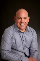 Lou F studio headshot