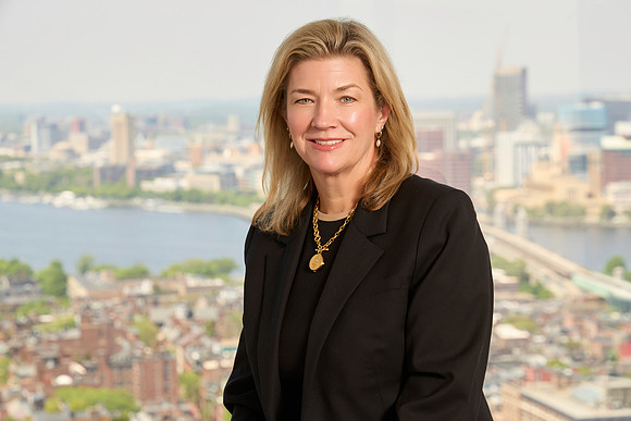 Kate Sullivan r 1 0027