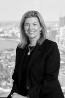 Kate Sullivan r 1 0012