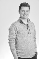 Josh McGuinness 1 0016