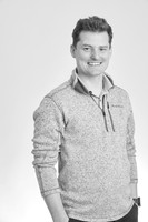 Josh McGuinness 1 0014