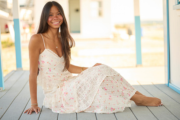 Phoebe Li 1 r 0051
