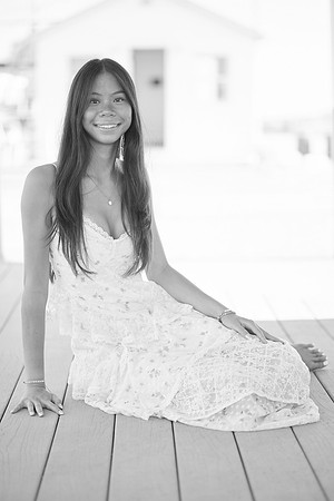 Phoebe Li 1 r 0042