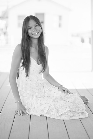 Phoebe Li 1 r 0040