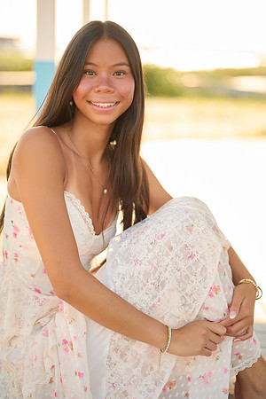 Phoebe Li 1 r 0025