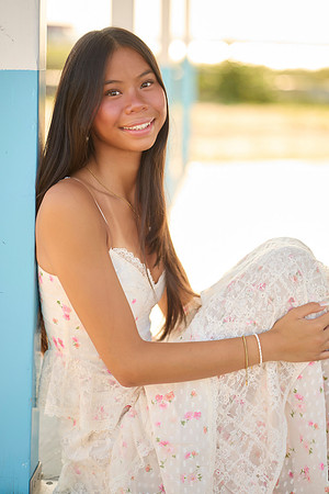 Phoebe Li 1 r 0021