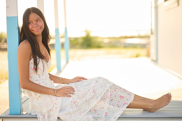 Phoebe Li 1 r 0017