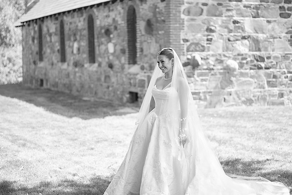 first look 1 0010