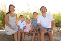 Gwen and Ben's family beach photos