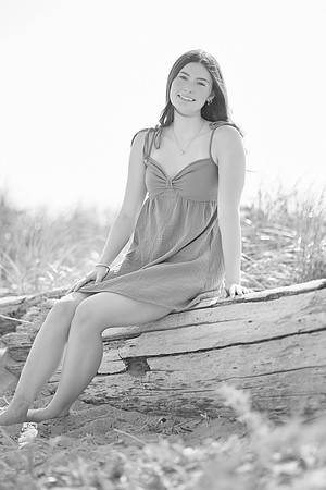 Olivia retouched 44