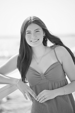 Olivia retouched 18