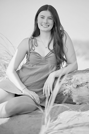 Olivia retouched 56