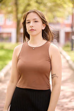 Deanna h 21