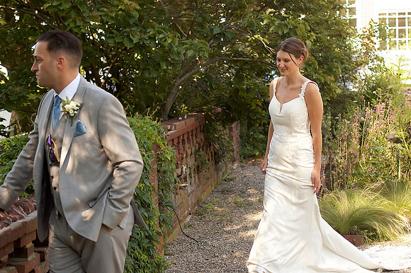 first look 1a 006