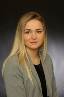 Professional headshots Mara B lo rez