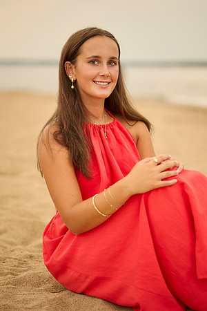 chloe l 33
