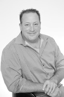 professional studio headshots Mike and Missy hi rez